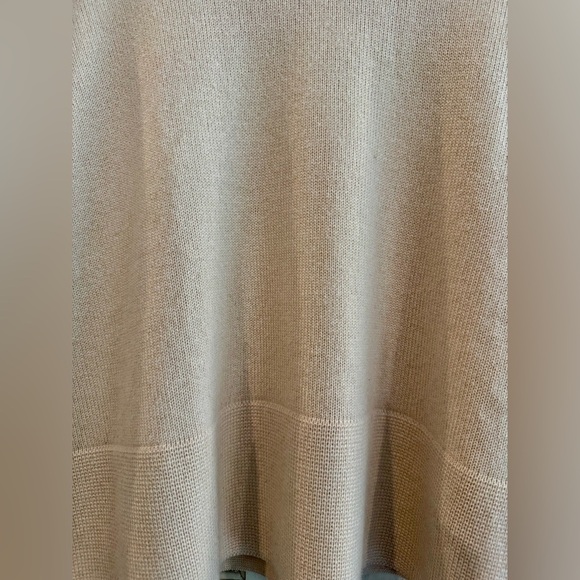 X - Picture 10 of 15